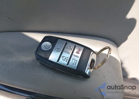 2016 Kia Sedona Ex z USA, uszkodzony, nr VIN KNDMC5C13G6099477